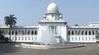 অর্ধশত বিচারকের দুর্নীতির তদন্ত চেয়ে রিট