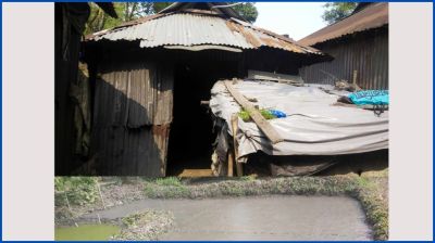 নেত্রকোণায় পরিবারসহ কাশেমের একঘরে জীবন