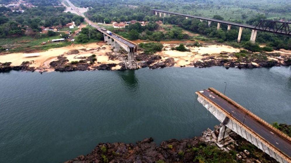 ব্রাজিলে সেতু ধস, নিহতের সংখ্যা বেড়ে ১০