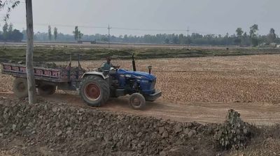 ফসলি জমির টপ সয়েল কাটার মহোৎসব