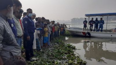 ডাকাতিয়া নদী থেকে বৃদ্ধের অর্ধগলিত মরদেহ উদ্ধার