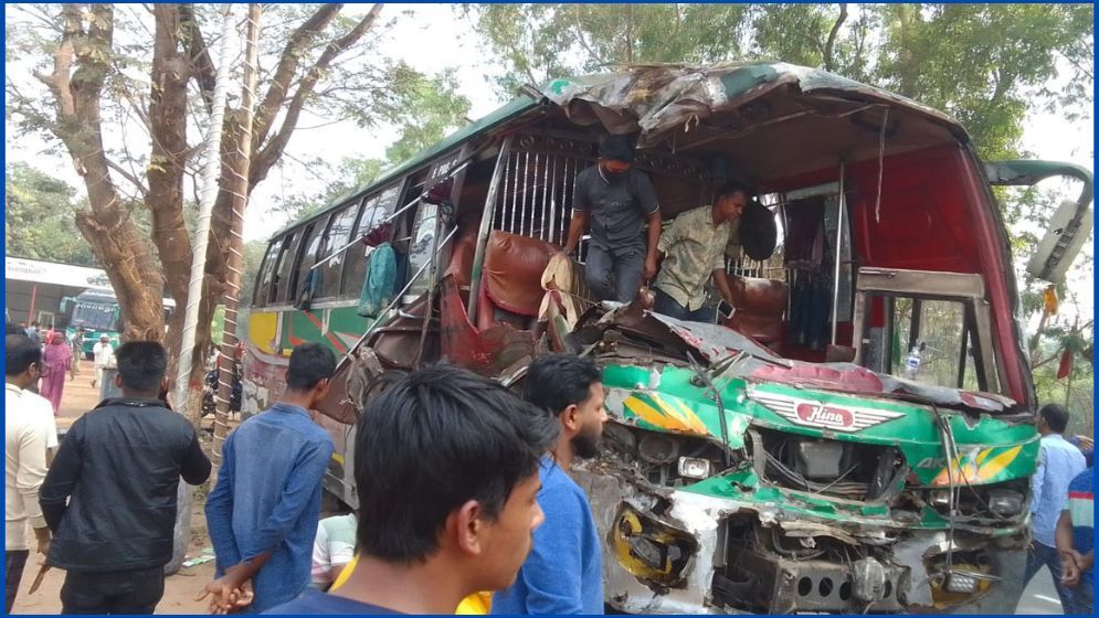 গোপালগঞ্জে দুই বাসের সংঘর্ষে নিহত ২