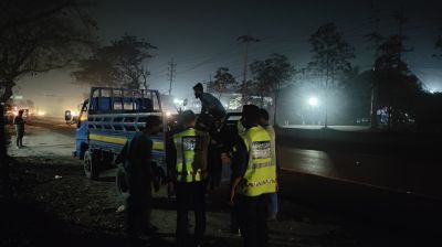 বেড়াতে গিয়ে প্রাণ গেল ২ বন্ধুর