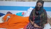 বাবাকে গরম তেলে ঝলসে দিল মেয়ে