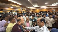 নিয়োগকে কেন্দ্র করে ইবি উপাচার্য কার্যালয়ে হট্টগোল