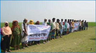 বিল শুকিয়ে মাছ আহরণ, চাষিদের কপালে চিন্তার ভাঁজ