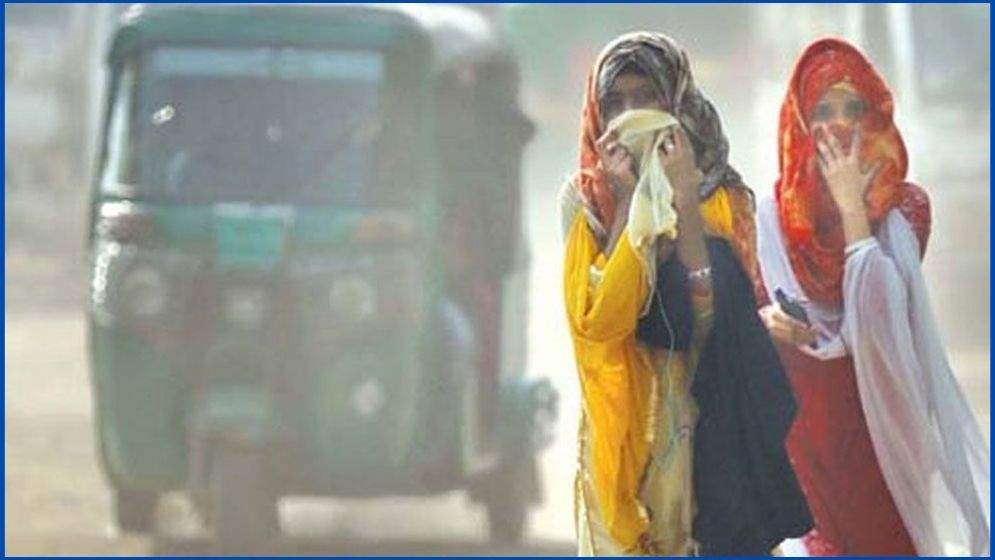 ছুটির দিনেও ঢাকার বায়ু অস্বাস্থ্যকর