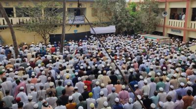 মুফতি মোহাম্মদ আব্দুল মতিনের জানাজায় মানুষের ঢল