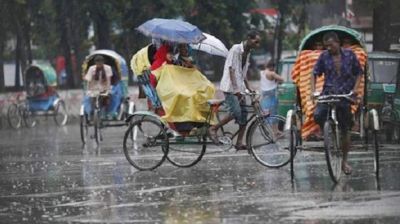 রাজধানীতে গুঁড়ি গুঁড়ি বৃষ্টি