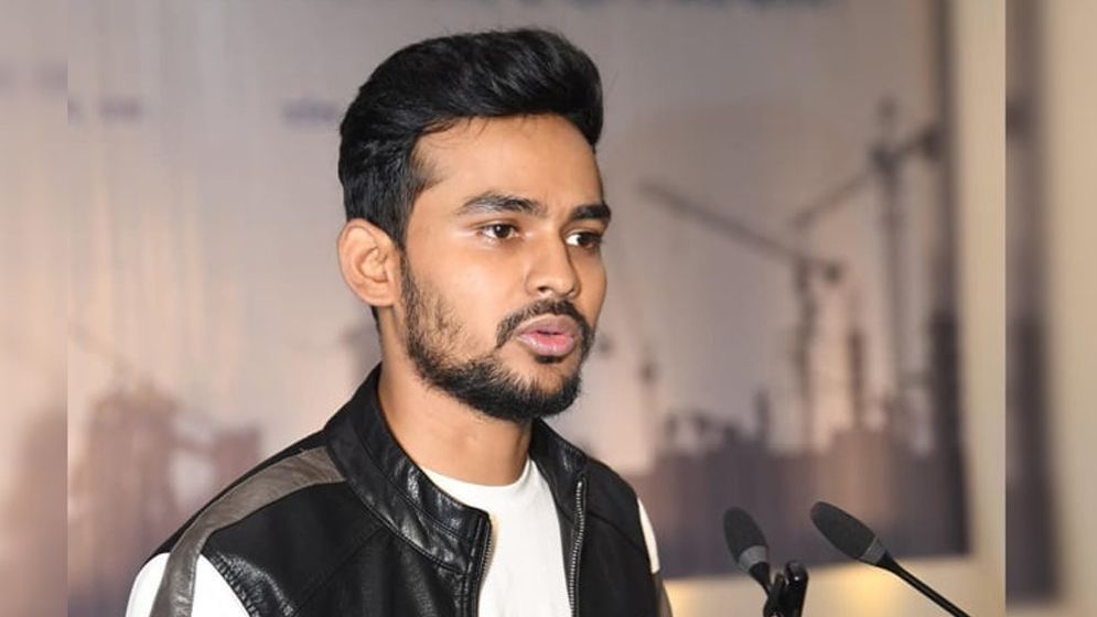 সেনাপ্রধান বুকে পাথরচাপা দিয়ে ড. ইউনূসকে মেনেছিলেন