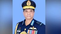 যুক্তরাষ্ট্র সফর শেষে দেশে ফিরেছেন বিমান বাহিনী প্রধান