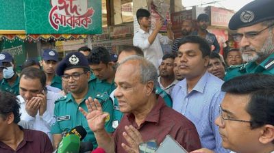 ফাঁকা ঢাকায় ষড়যন্ত্রের হুমকি নেই : স্বরাষ্ট্র উপদেষ্টা