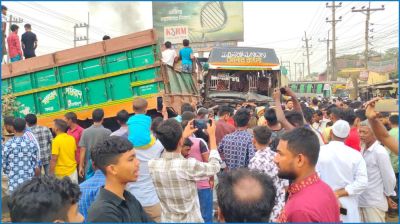 ময়মনসিংহে বাসচাপায় নারীর মৃত্যু, মহাসড়ক অবরোধ