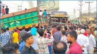ময়মনসিংহে বাসচাপায় নারীর মৃত্যু, মহাসড়ক অবরোধ