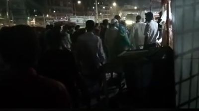 যাত্রাবাড়ীতে সুইচ গিয়ার ধরে ছিনতাই, জনতার গণপিটুনি