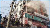 বাগেরহাটে বাণিজ্যিক ভবনে ভয়াবহ অগ্নিকাণ্ড, এক নারীর মৃত্যু