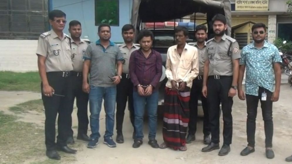 নাটোরে হেরোইনসহ ২ মাদক ব্যবসায়ী আটক