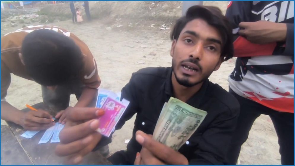 মুচলেকা দিয়েও বন্ধ হয়নি লটারি বাণিজ্য, চলছে অশ্লীল নৃত্য