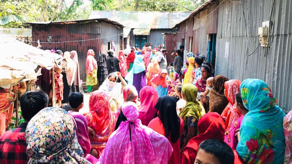 স্ত্রীকে শ্বাসরোধে হত্যার পর পালাল স্বামী