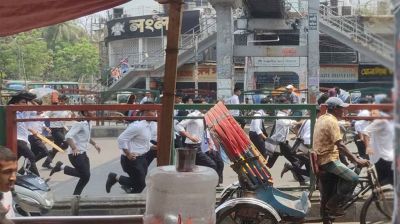 ঢাকা কলেজ ও সিটি কলেজের শিক্ষার্থীদের সংঘর্ষ