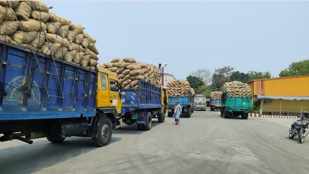 নেপালে আরও ২৭৩ মেট্রিক টন আলু রপ্তানি
