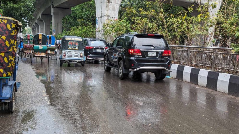 ৮ বিভাগেই বজ্রসহ বৃষ্টির আভাস