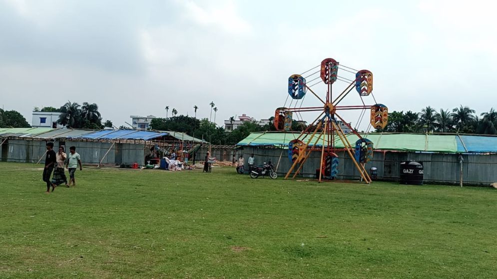 কটিয়াদীতে অনুমোদনহীন মেলা বন্ধ করল প্রশাসন