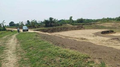 নাটোরে তিন ফসলি জমিতে পুকুর খনন করায় কারাদণ্ড