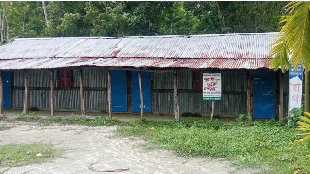 মাদ্রাসায় ক্লাস নেই, শিক্ষকরাও আত্মীয়স্বজন : এলাকাবাসীর ক্ষোভ