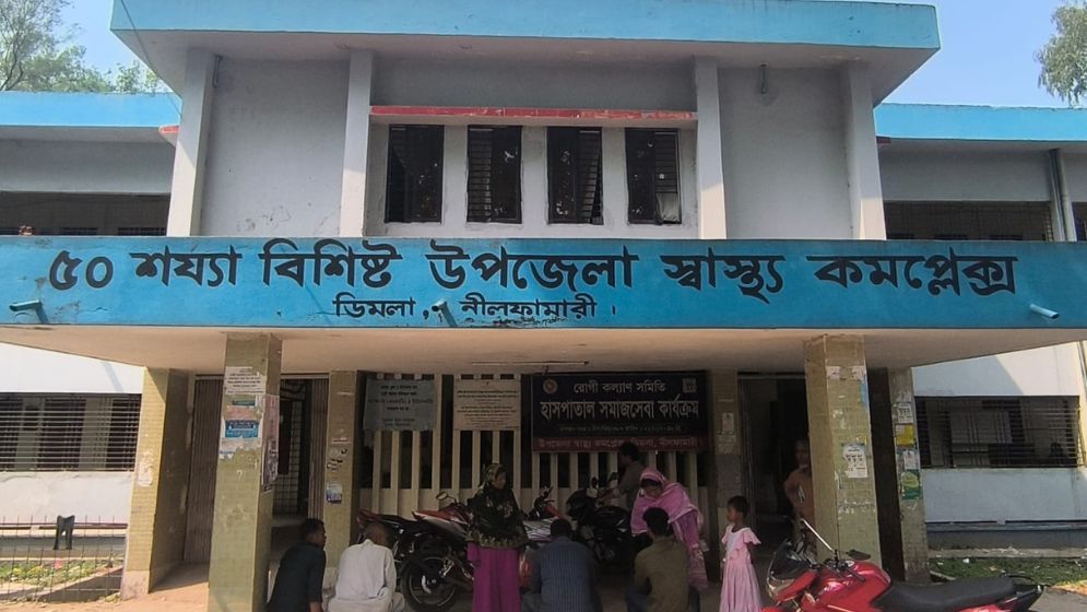 হাসপাতালে খাবারে অনিয়ম, খিদে মেটে না রোগীদের