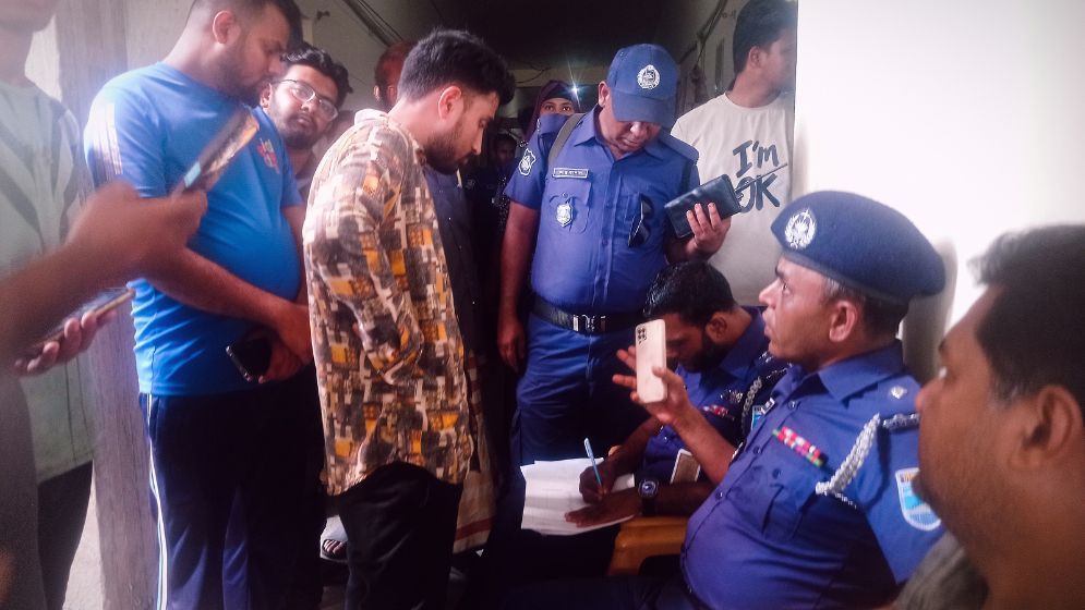 ‘আপনার মেয়েকে খুন করেছি, লাশ নিয়ে যান’