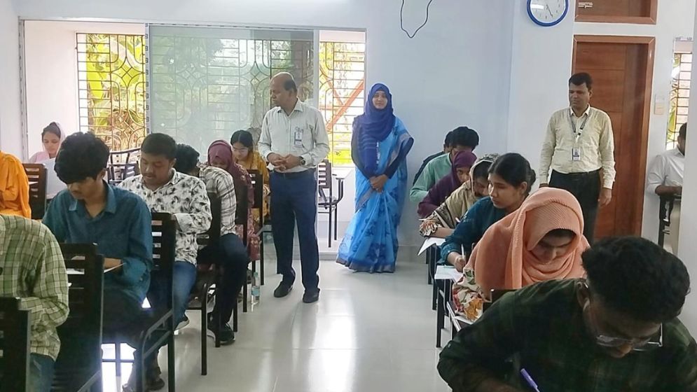 পিবিপ্রবিতে প্রথমবার গুচ্ছভুক্ত ভর্তি পরীক্ষা সম্পন্ন