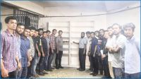 কেন্দ্রীয় লাইব্রেরিতে বুকশেলফ দিল জবি ছাত্রদল