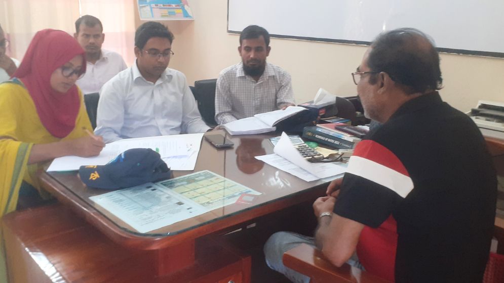 তেঁতুলিয়ায় নিম্নমানের সড়ক নির্মাণে দুদকের অভিযান