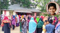 বৈদ্যুতিক সেচ সংযোগের তারে জড়িয়ে স্কুল ছাত্রের মৃত্যু
