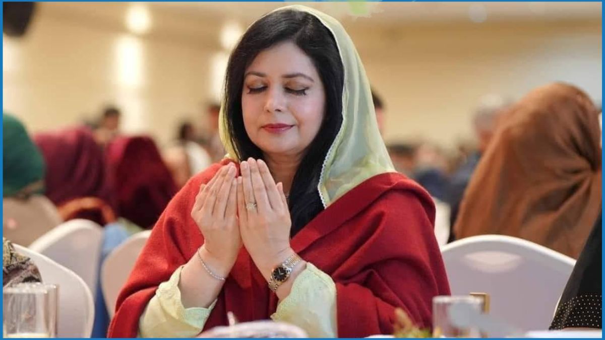 ১৭ বছর পর দেশে ফিরছেন জোবাইদা রহমান