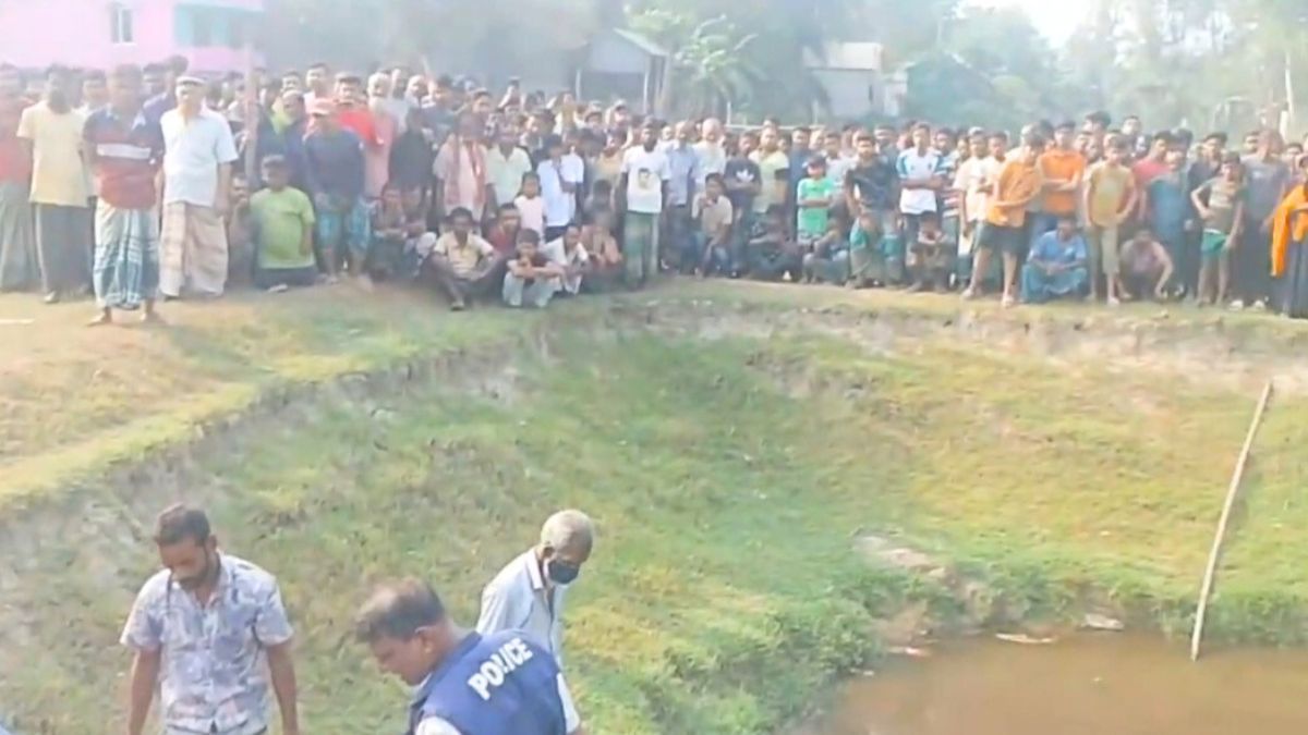 টাঙ্গাইলে একাধিক মামলার আসামিকে কুপিয়ে হত্যা