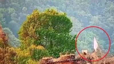 সীমান্তে সাদা পতাকা উড়িয়েছে ভারতীয় বাহিনী