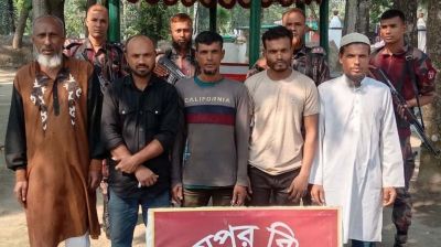 ভারতে প্রবেশের চেষ্টা, নারী-শিশুসহ ৩৬ বাংলাদেশি আটক