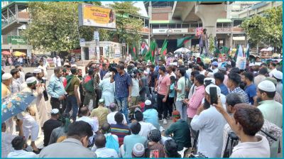 আ.লীগ নিষিদ্ধসহ ৩ দফা দাবিতে ‘শাহবাগ ব্লকেড’ চলছে