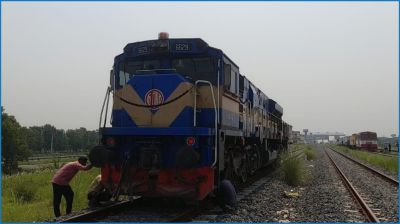 ভাঙ্গায় ১২ ঘণ্টা পর রেল চলাচল স্বাভাবিক