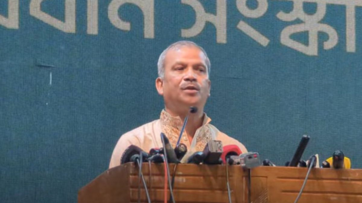 সংবিধান প্রণয়ন করবে আগামী সংসদ : আসিফ নজরুল