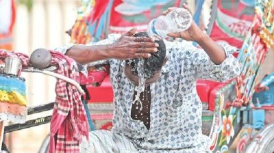 গরমে হাঁসফাঁস জনজীবন