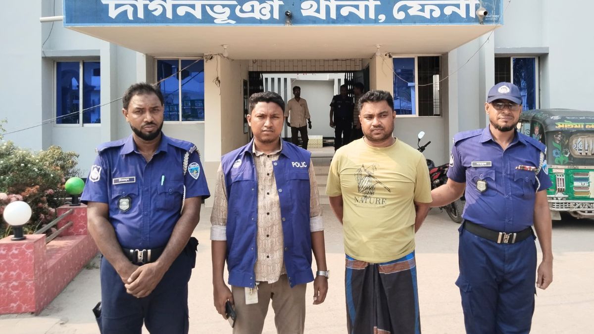 সাউথ ইস্ট ব্যাংক সিলোনিয়া শাখার কর্মকর্তা জিয়াউল গ্রেপ্তার