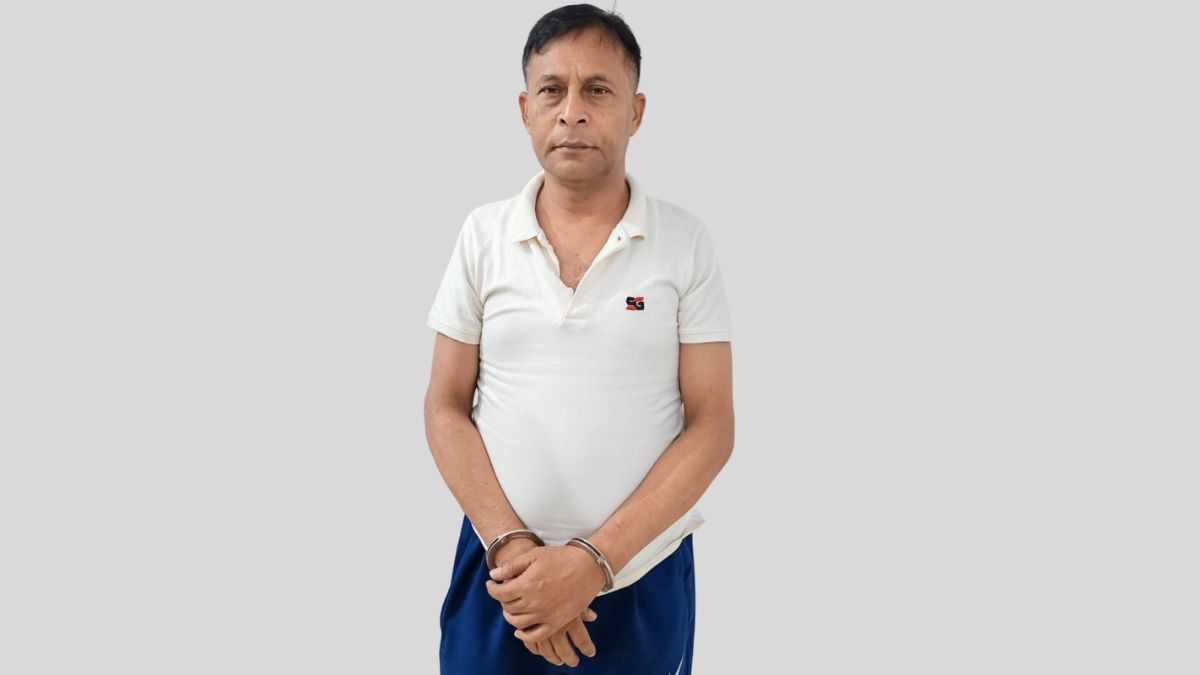 আশুলিয়া থানা স্বেচ্ছাসেবক লীগের সম্পাদক খালেক গ্রেপ্তার