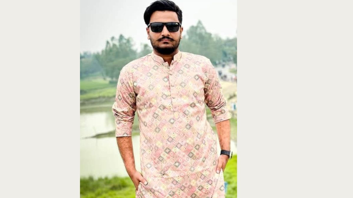 ‘জংলি’ সিনেমায় মানিকগঞ্জের আফ্রিদি