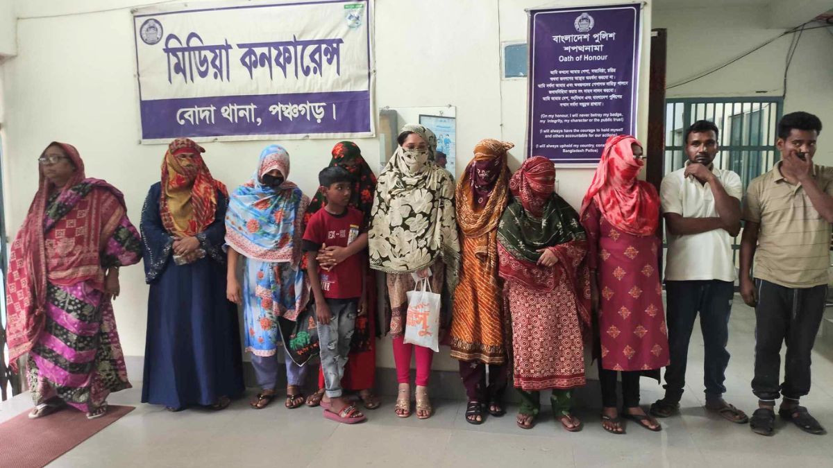 পঞ্চগড় সীমান্তে ১১ বাংলাদেশি আটক