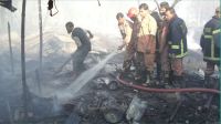 সৈয়দপুরে আগুনে পুড়ে ছাই ৬ পরিবারের ২১ বসতঘর