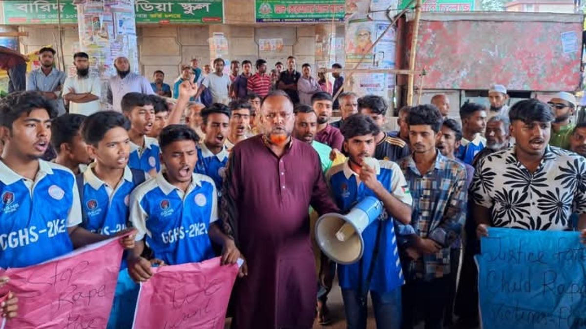 গোবিন্দগঞ্জে শিশু ধর্ষণের প্রতিবাদে বিক্ষোভ