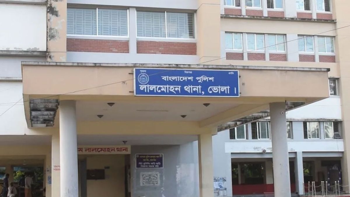 লালমোহনে গৃহবধূর ঝুলন্ত মরদেহ উদ্ধার